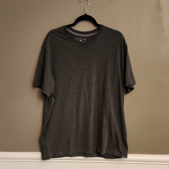 Eddie Bauer Men's Gray T-Shirt - Picture 1 of 9